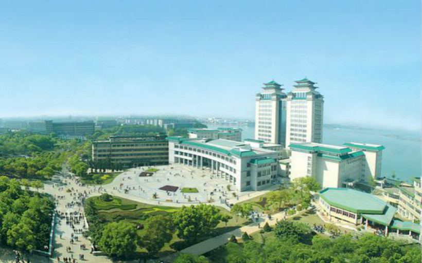 艾塔科儀超純水器為中南民大生科院供水