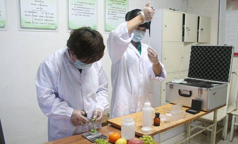 在2017年的“3?15”行動中，各地質監執法單位就通過科學儀器助力，打擊了假冒偽劣商品