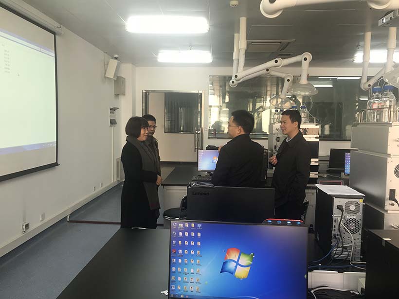 高效液相色譜教學互動系統